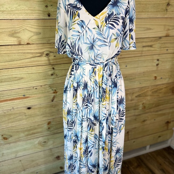 Girl meets Glam palm leaf dress size 6 - Picture 4 of 7